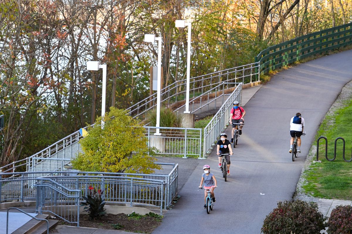 Newswise: WVU Professor: Personal Desire, Not Shaming, Should Serve as Motivator to Arise From the Unhealthy Pits of COVID
